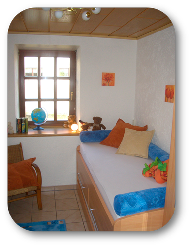 kinderschlafzimmer in der Großansicht
